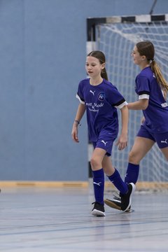 Bild 444 - C-Juniorinnen 2 Loewinnen Cup